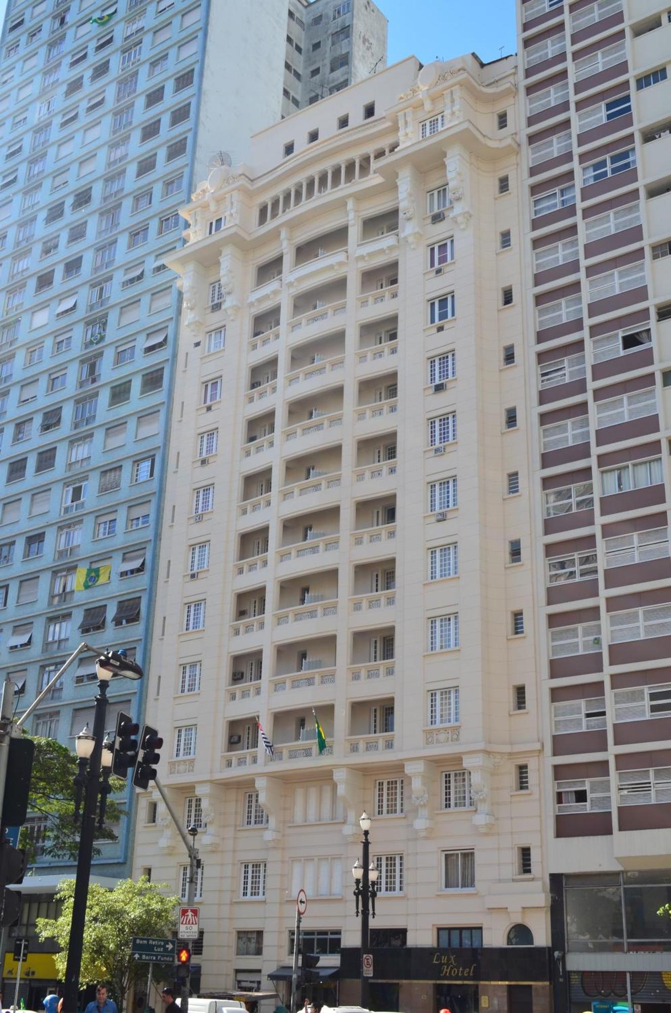 Lux 2* São Paulo